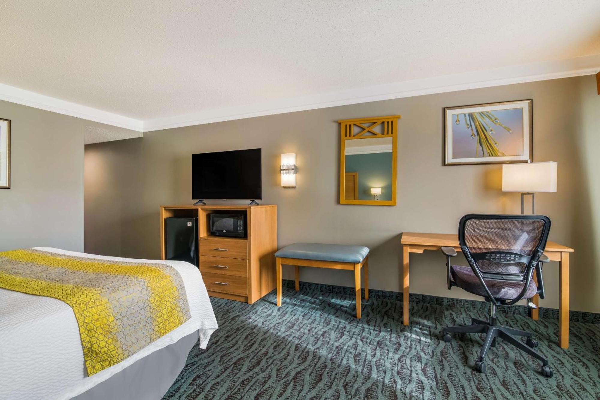 Best Western Plus Executive Court Inn & Conference Center Манчестер Экстерьер фото