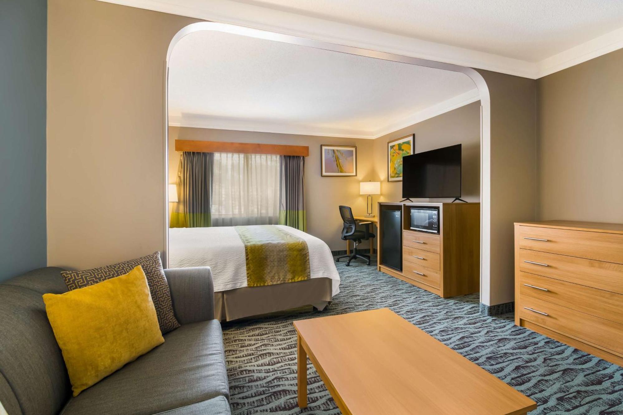 Best Western Plus Executive Court Inn & Conference Center Манчестер Экстерьер фото