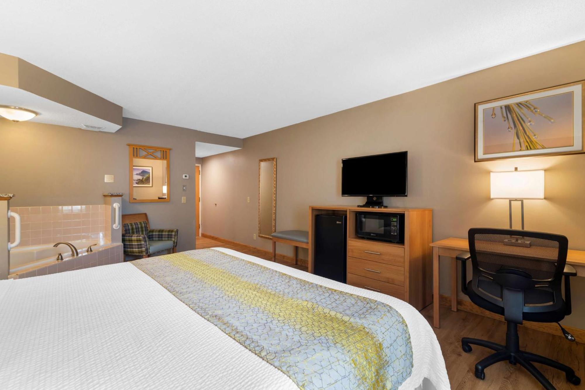Best Western Plus Executive Court Inn & Conference Center Манчестер Экстерьер фото